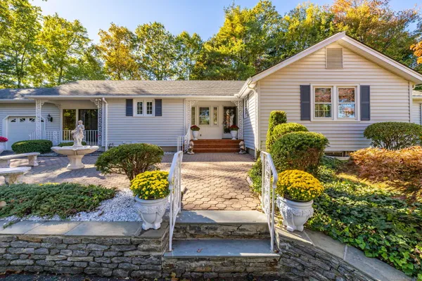 $695,000 | 101 Collier Road, Wethersfield, CT 06109