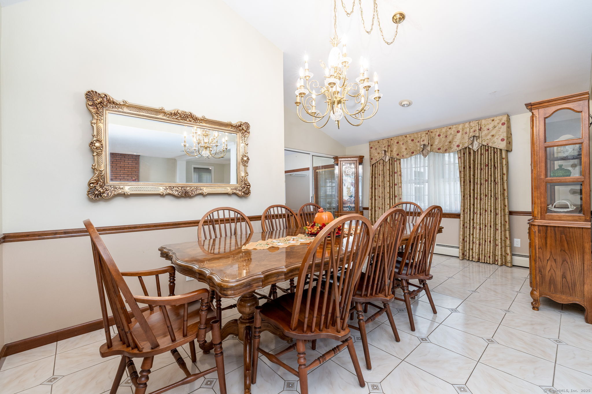 101 Collier Road Wethersfield, CT 06109 - Photo 4 of 40