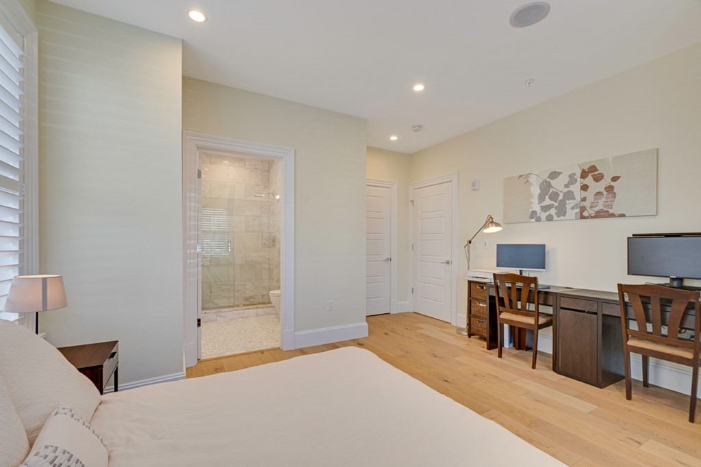 205 E Street, Unit 2S Boston, MA 02127 - Photo 23 of 27