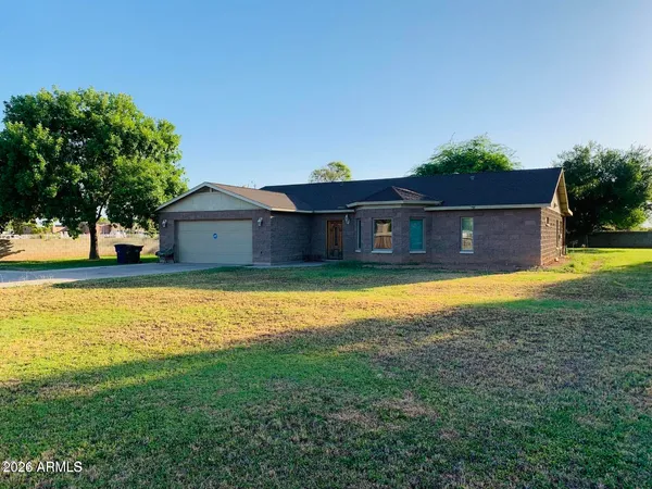 $4,300 | 10770 North 127th Avenue, El Mirage, AZ 85335