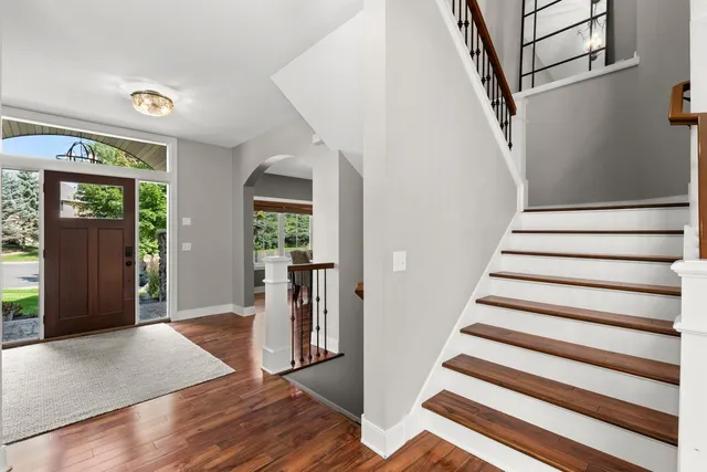 $1,295,000 | 18674 Ponderosa Court, Eden Prairie, MN 55347