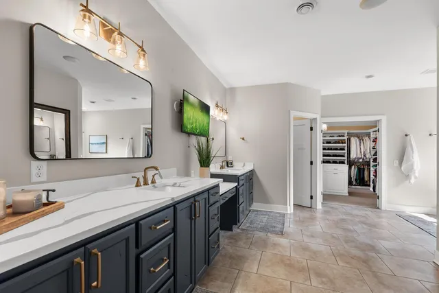 $1,295,000 | 18674 Ponderosa Court, Eden Prairie, MN 55347