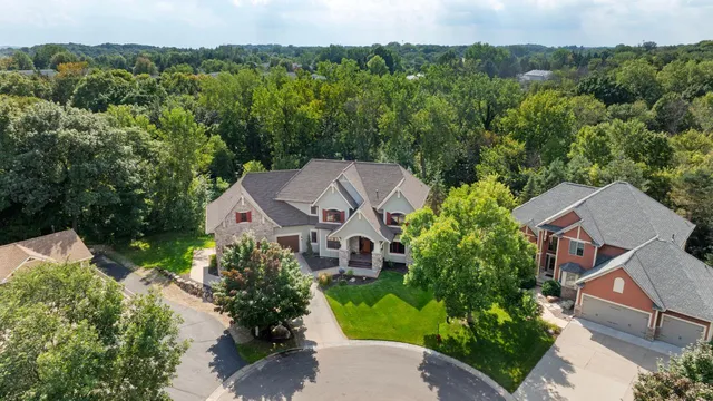 $1,295,000 | 18674 Ponderosa Court, Eden Prairie, MN 55347