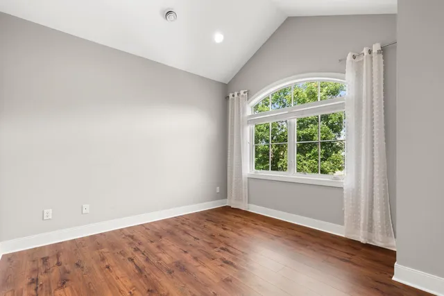 $1,295,000 | 18674 Ponderosa Court, Eden Prairie, MN 55347