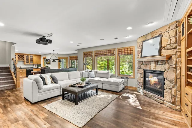 $1,295,000 | 18674 Ponderosa Court, Eden Prairie, MN 55347