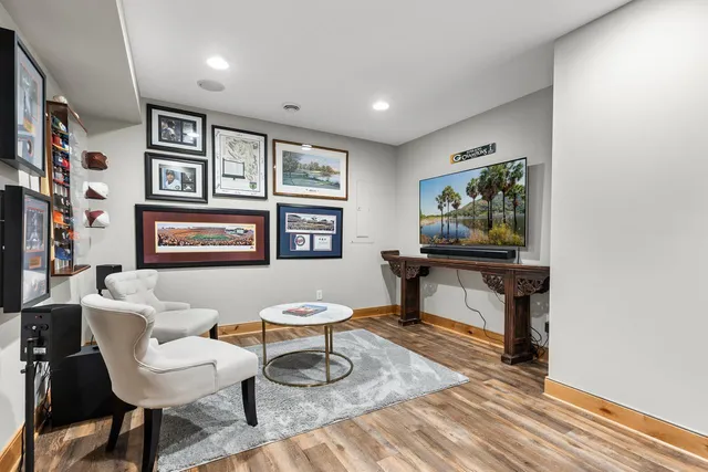 $1,295,000 | 18674 Ponderosa Court, Eden Prairie, MN 55347