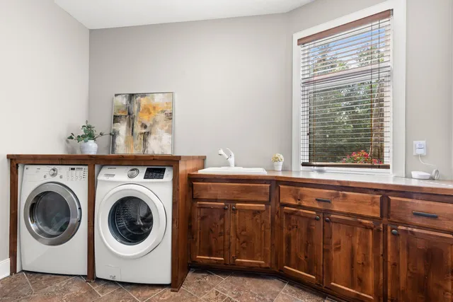 $1,295,000 | 18674 Ponderosa Court, Eden Prairie, MN 55347