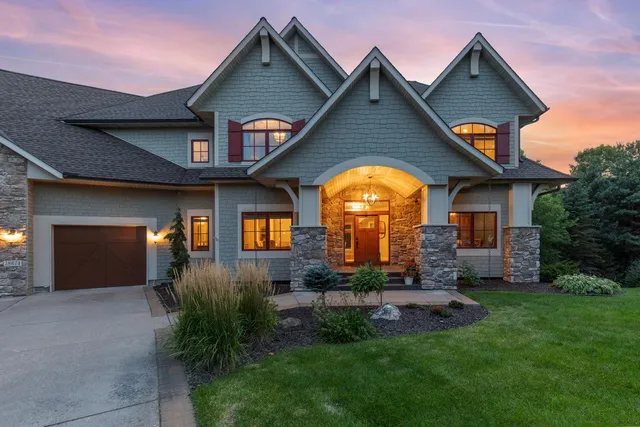 $1,295,000 | 18674 Ponderosa Court, Eden Prairie, MN 55347