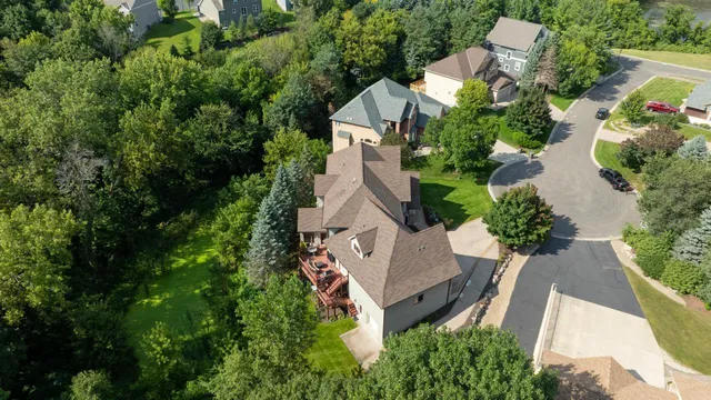 $1,295,000 | 18674 Ponderosa Court, Eden Prairie, MN 55347