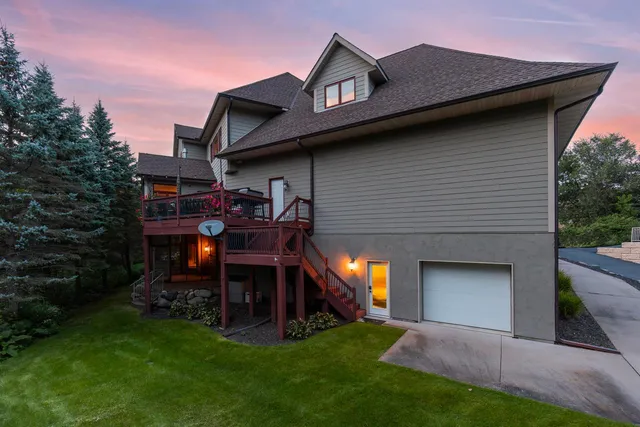 $1,295,000 | 18674 Ponderosa Court, Eden Prairie, MN 55347