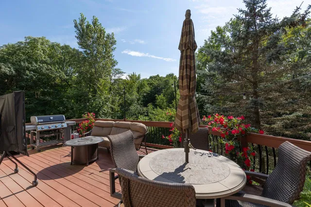 $1,295,000 | 18674 Ponderosa Court, Eden Prairie, MN 55347