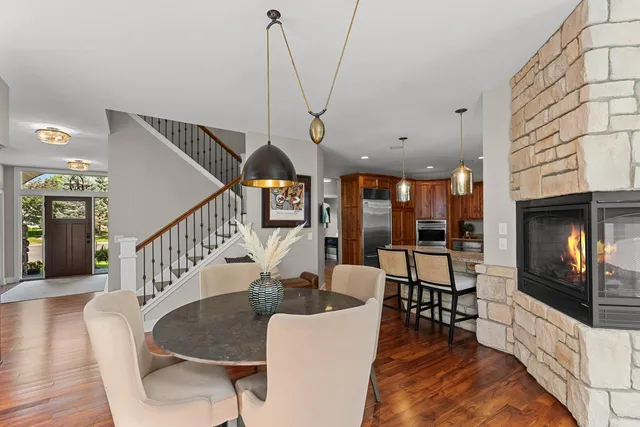 $1,295,000 | 18674 Ponderosa Court, Eden Prairie, MN 55347