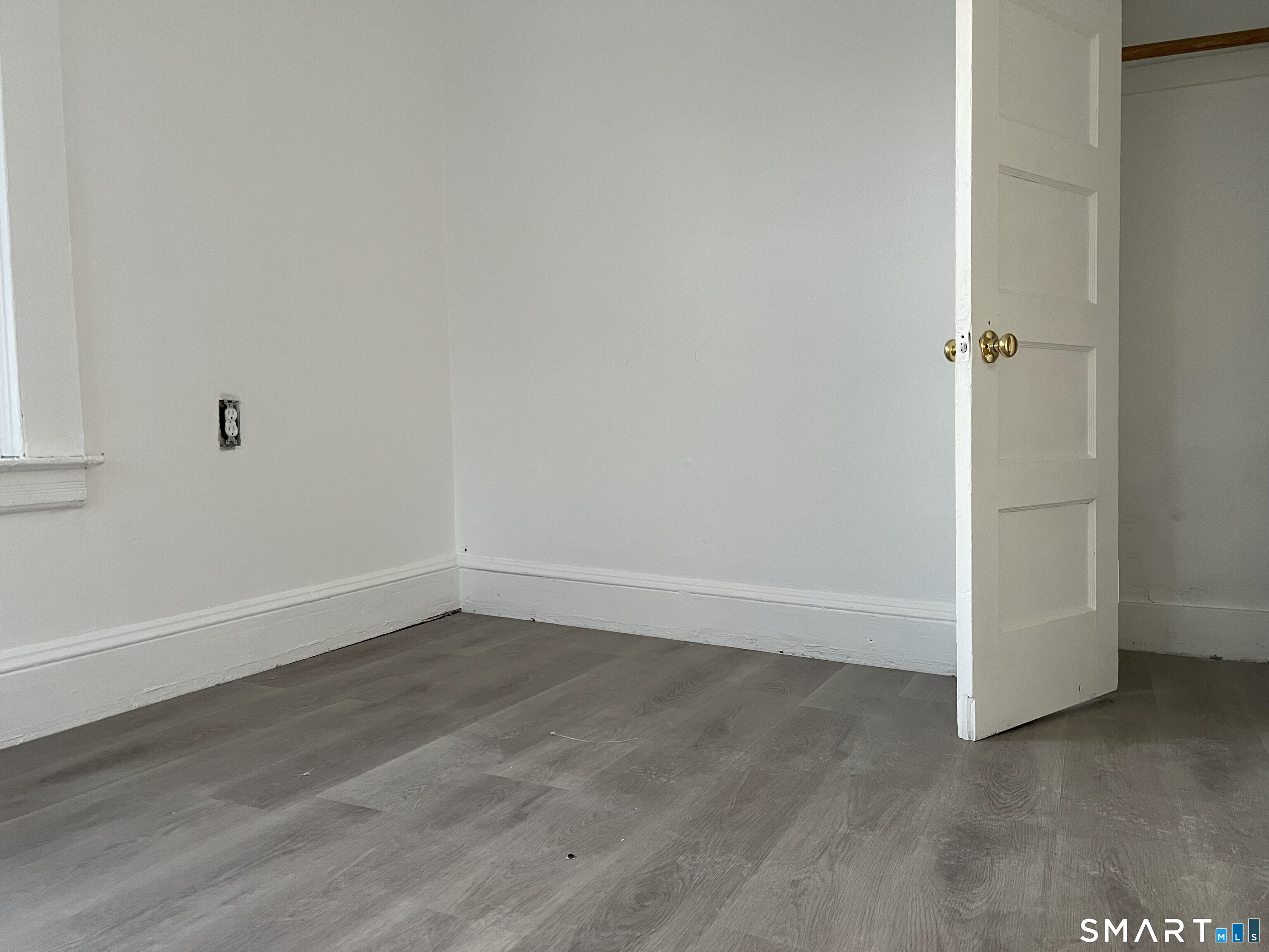 14 Delmont Street Manchester, CT 06042 - Photo 15 of 37