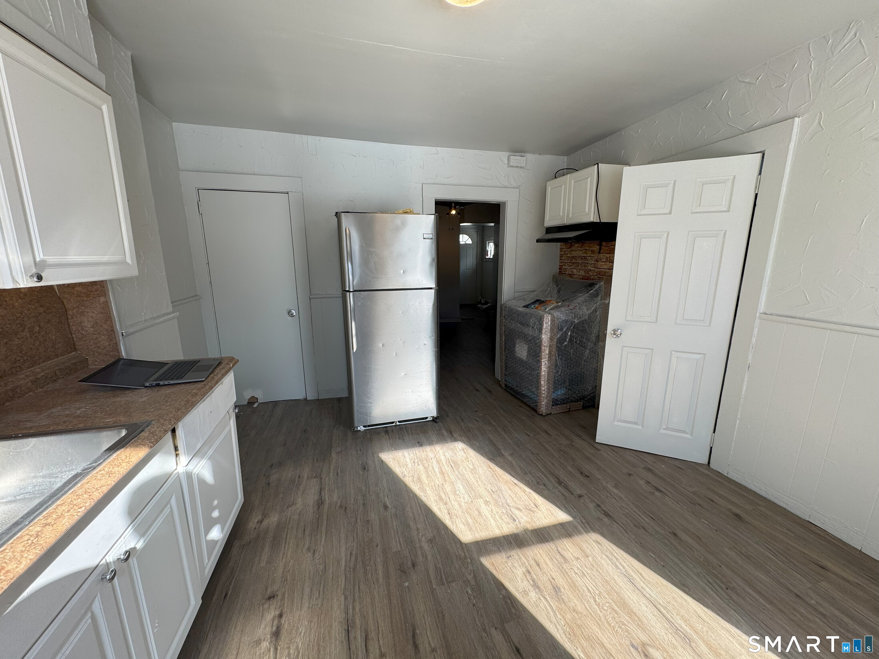 14 Delmont Street Manchester, CT 06042 - Photo 29 of 37