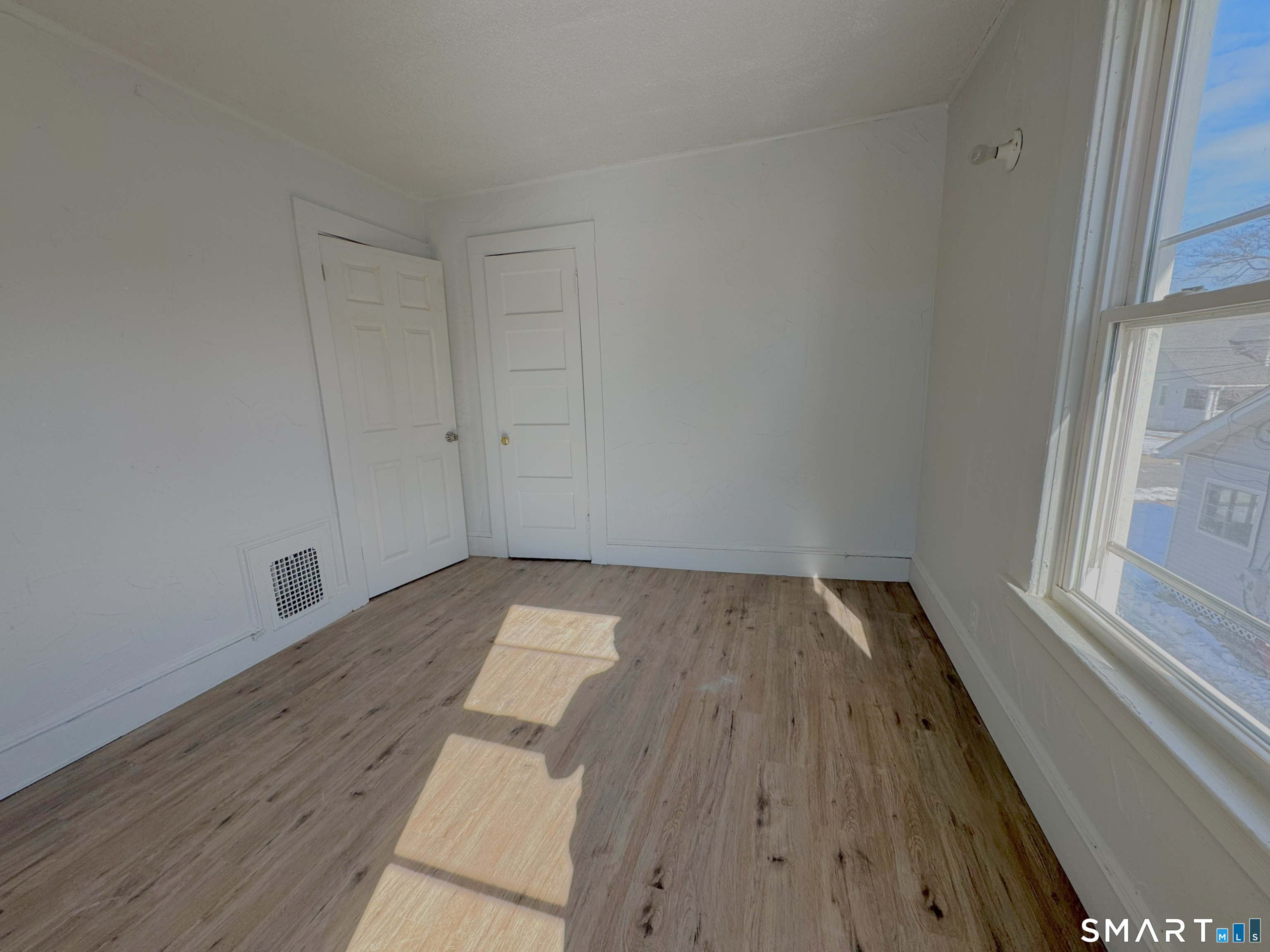 14 Delmont Street Manchester, CT 06042 - Photo 35 of 37