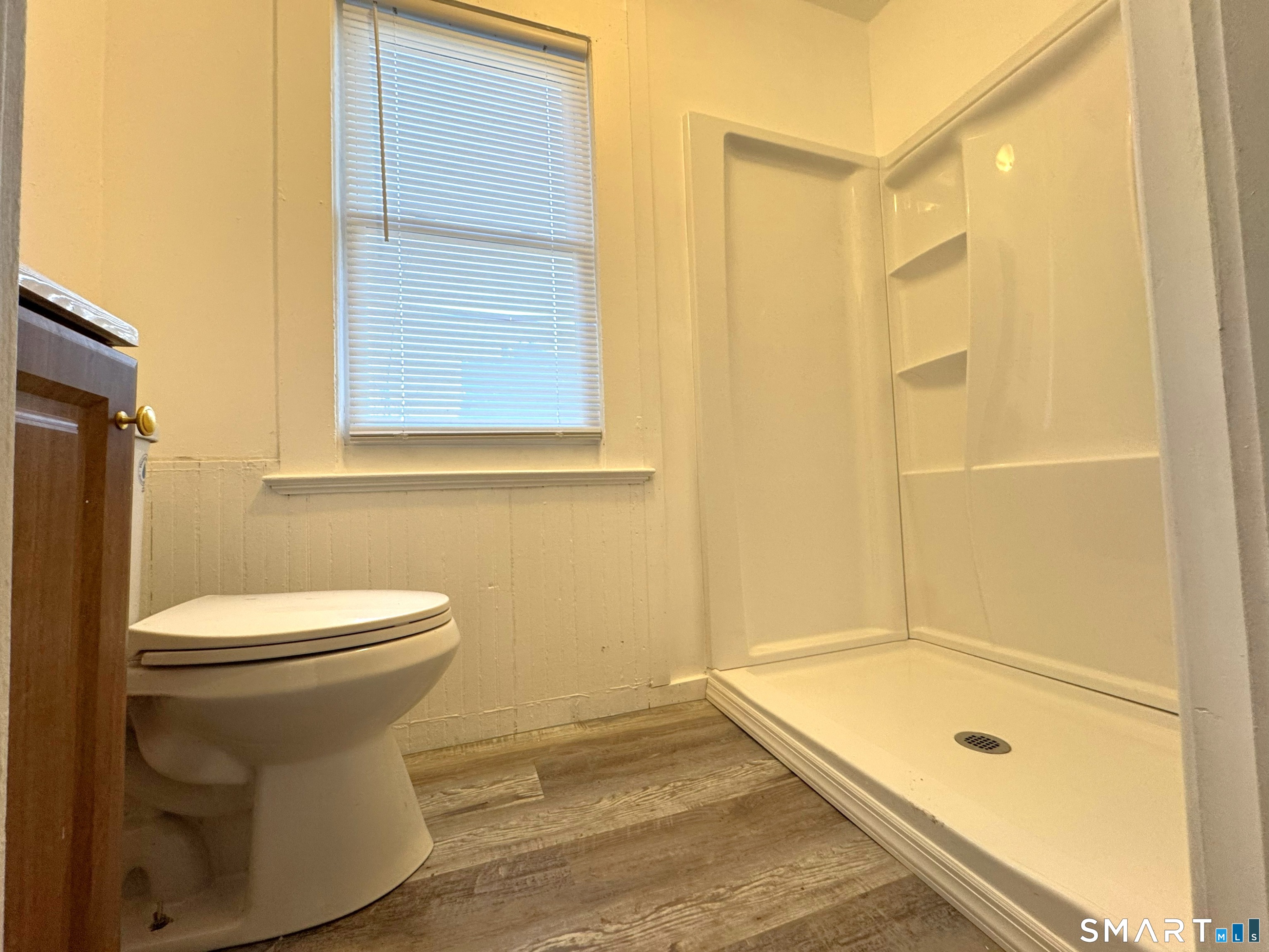 14 Delmont Street Manchester, CT 06042 - Photo 10 of 37