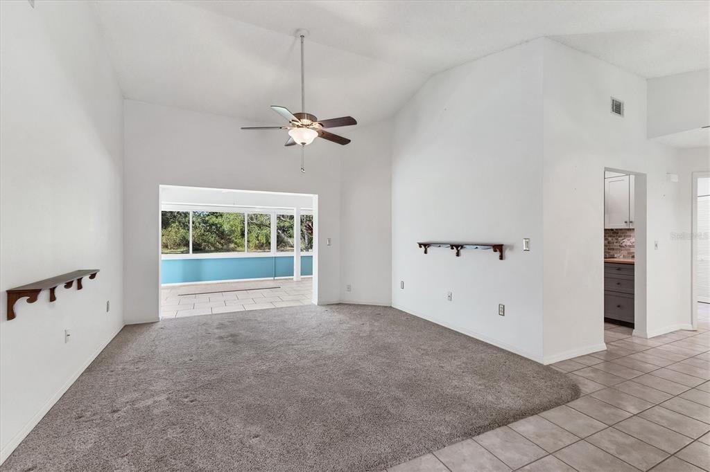 217 Southampton Drive, Unit 286 Venice, FL 34293 - Photo 13 of 66
