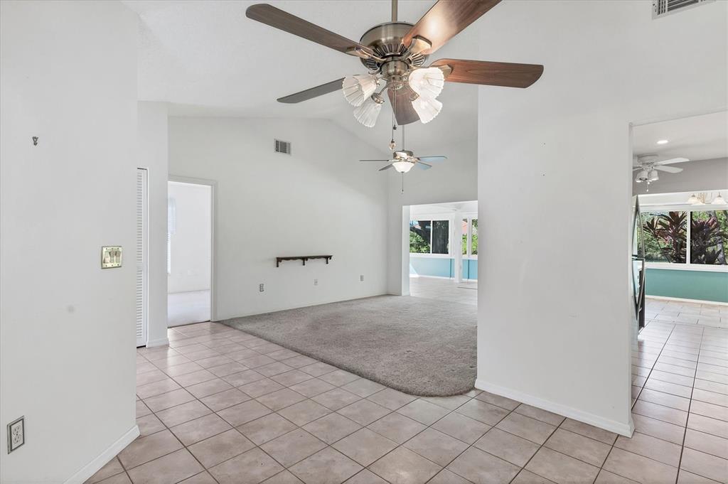 217 Southampton Drive, Unit 286 Venice, FL 34293 - Photo 24 of 66