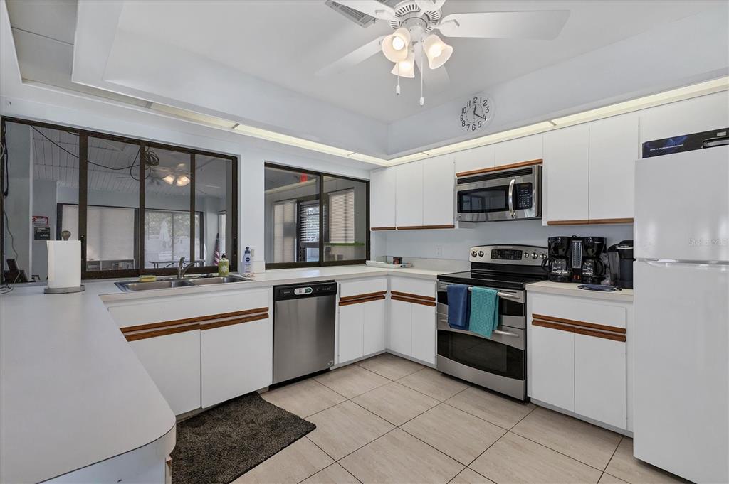 217 Southampton Drive, Unit 286 Venice, FL 34293 - Photo 38 of 66