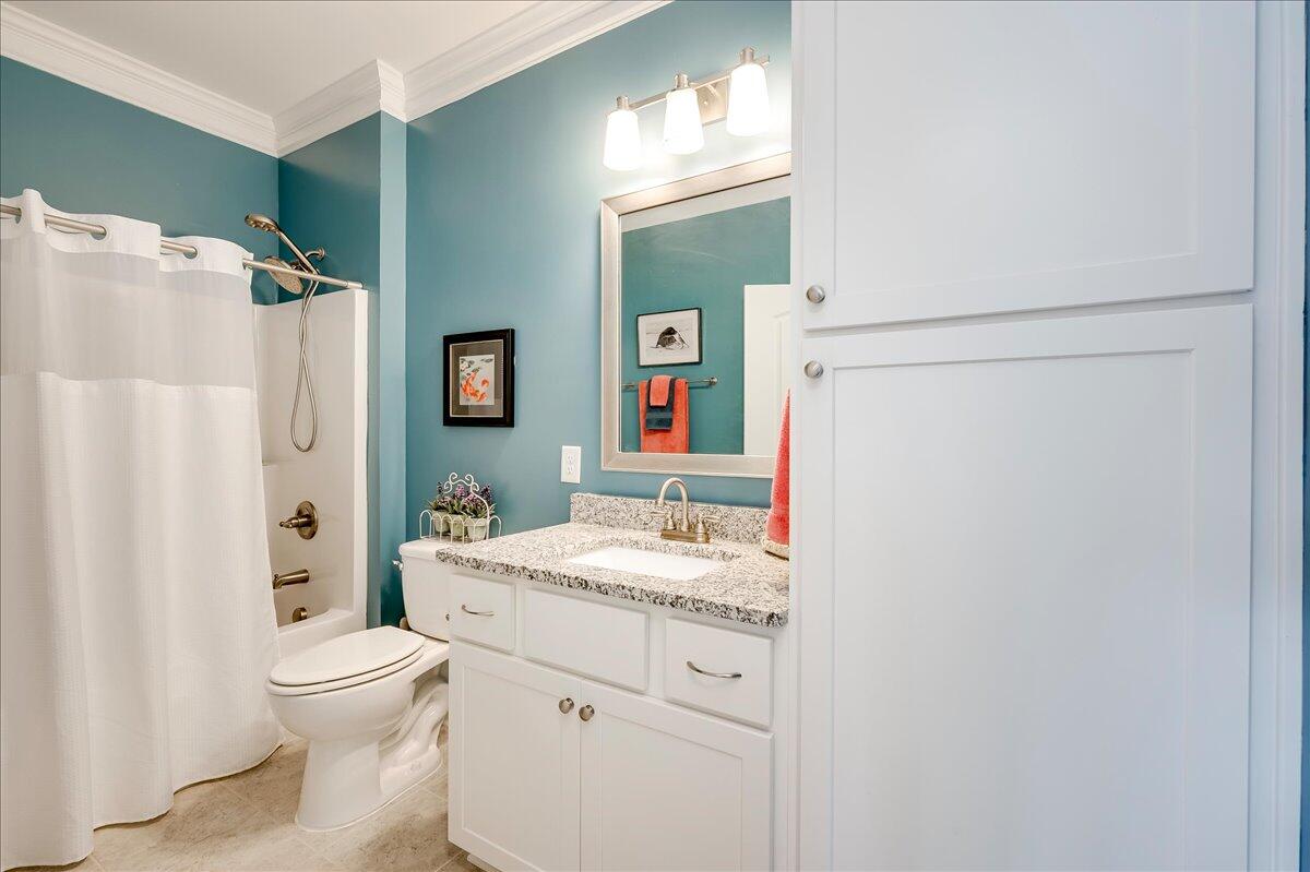 1169 Brookstone Way Augusta, GA 30909 - Photo 29 of 49 2nd Full bath with excellent storage!