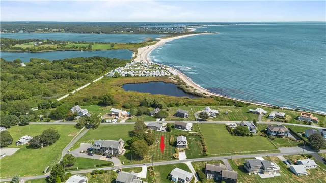 $895,000 | 18 Old Barn Road, Little Compton, RI 02837