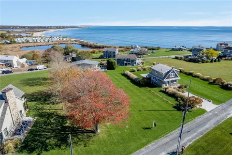 $895,000 | 18 Old Barn Road, Little Compton, RI 02837