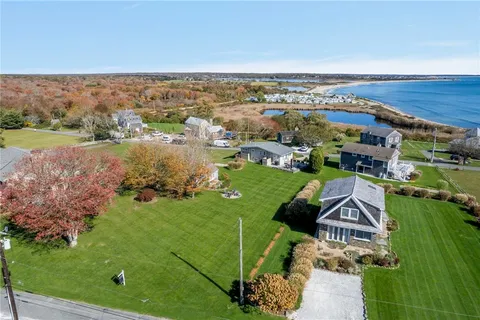 $895,000 | 18 Old Barn Road, Little Compton, RI 02837
