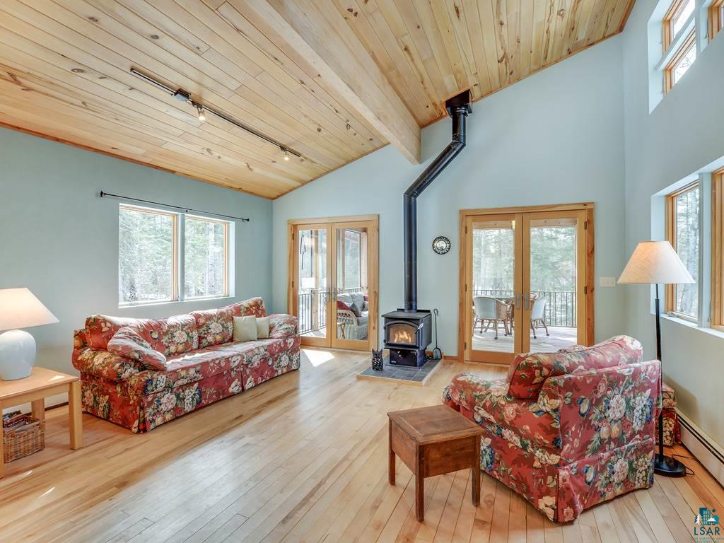 851 Forest Heights Road Two Harbors, MN 55616 - Photo 4 of 24