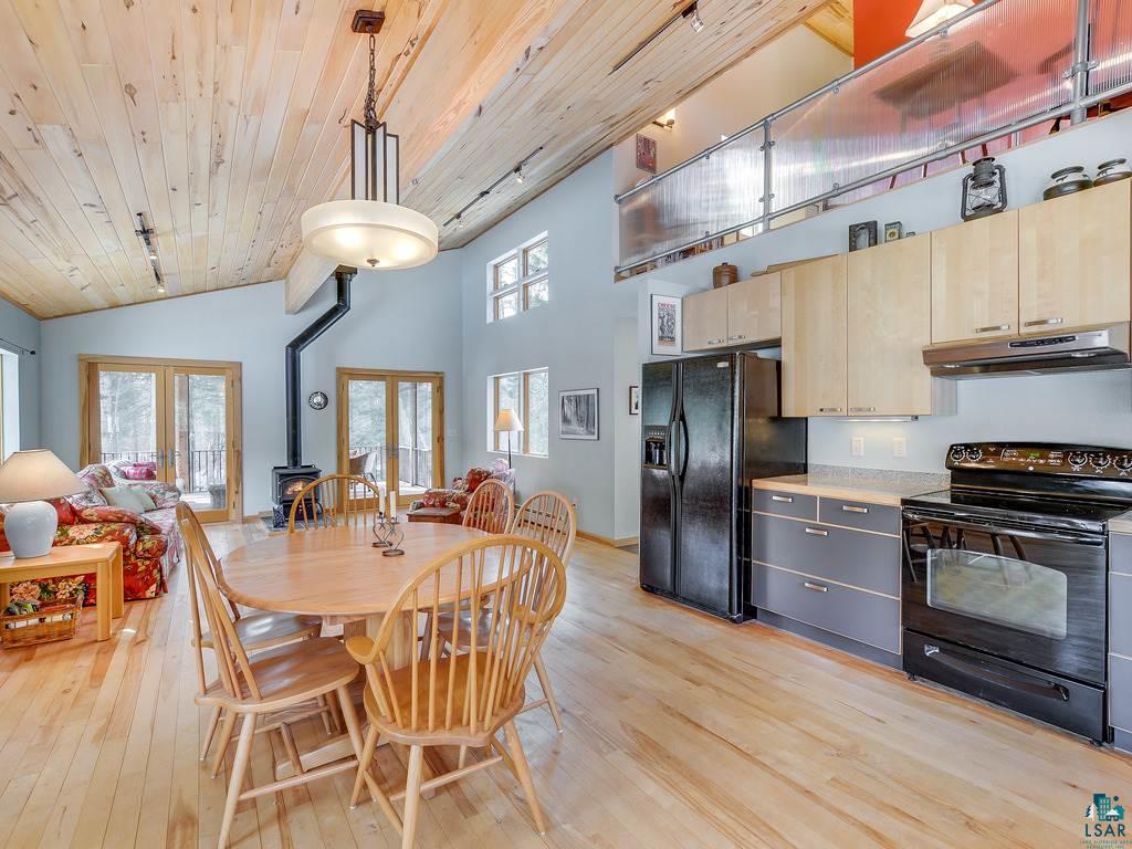 851 Forest Heights Road Two Harbors, MN 55616 - Photo 8 of 24