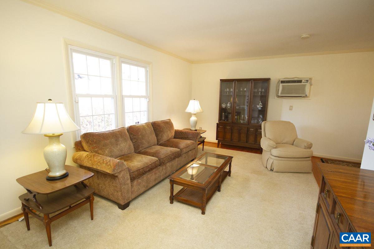 2308 Williamsburg Road Charlottesville, VA 22901 - Photo 6 of 21 Gallery Image 6