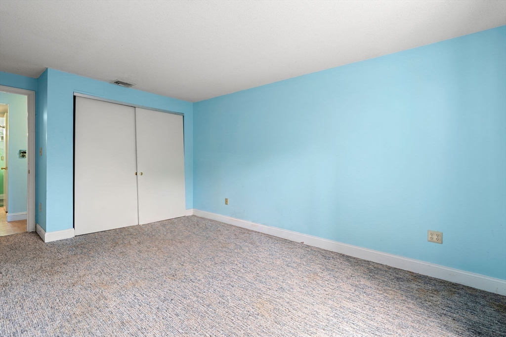 15 Bower Road, Unit E1 Quincy, MA 02169 - Photo 23 of 34