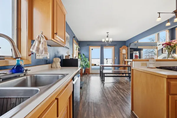 $800,000 | 700 7th Street Southeast, Forest Lake, MN 55025