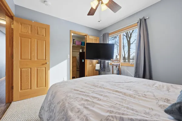 $800,000 | 700 7th Street Southeast, Forest Lake, MN 55025