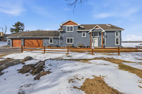 $800,000 | 700 7th Street Southeast, Forest Lake, MN 55025