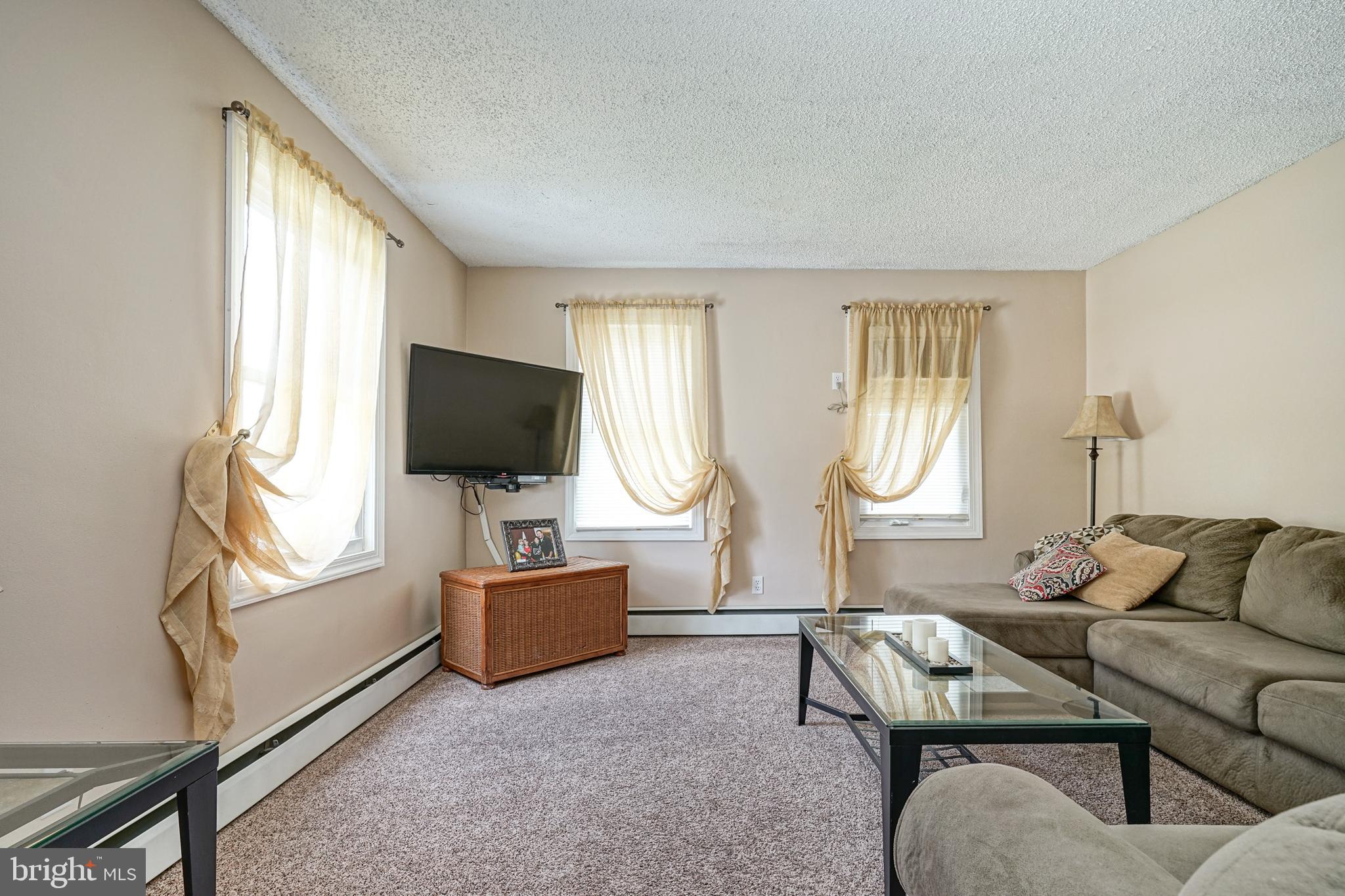 617 Crown Point Road Westville, NJ 08093 - Photo 3 of 21