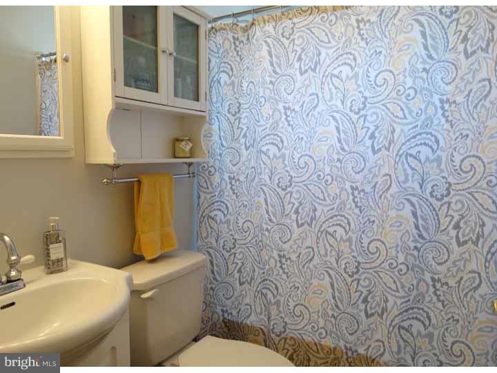 6 Canary Road Levittown, PA 19057 - Photo 13 of 23 Bathroom