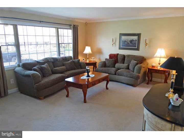 6 Canary Road Levittown, PA 19057 - Photo 3 of 23 Living Room