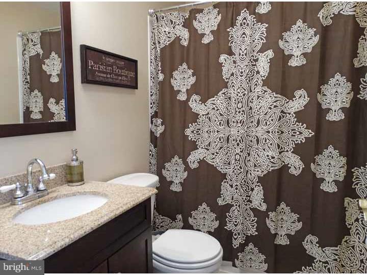 6 Canary Road Levittown, PA 19057 - Photo 21 of 23 Bathroom