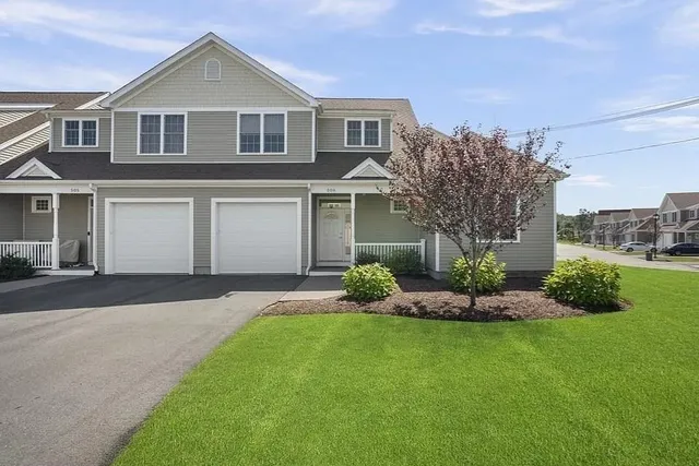 $4,200 | 70 Endicott Street, Unit 506, Norwood, MA 02062