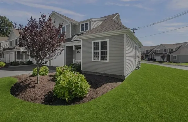 $4,200 | 70 Endicott Street, Unit 506, Norwood, MA 02062