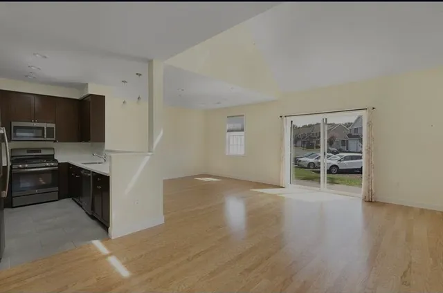 $4,200 | 70 Endicott Street, Unit 506, Norwood, MA 02062