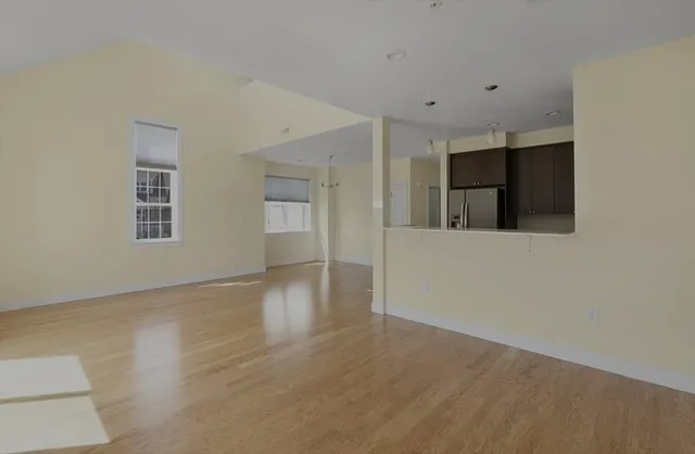 $4,200 | 70 Endicott Street, Unit 506, Norwood, MA 02062