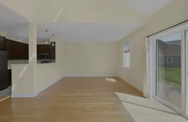 $4,200 | 70 Endicott Street, Unit 506, Norwood, MA 02062