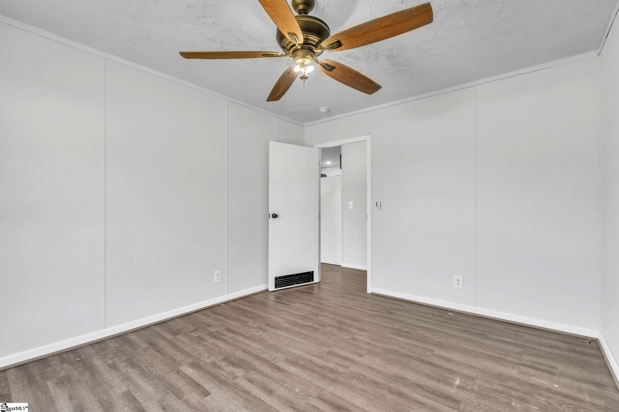 119 Ray Drive Pickens, SC 29671 - Photo 17 of 28