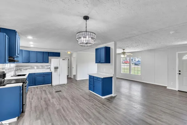 $250,000 | 119 Ray Drive, Pickens, SC 29671
