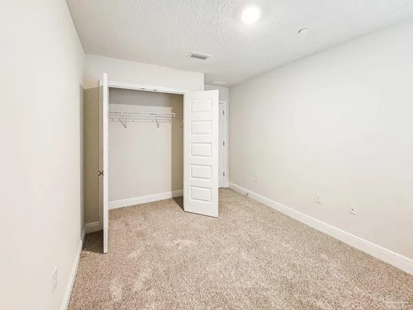 $2,095 | 1211 Fairchild Village Drive, Pensacola, FL 32504