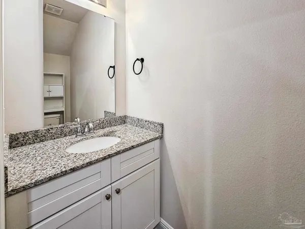 $2,095 | 1211 Fairchild Village Drive, Pensacola, FL 32504