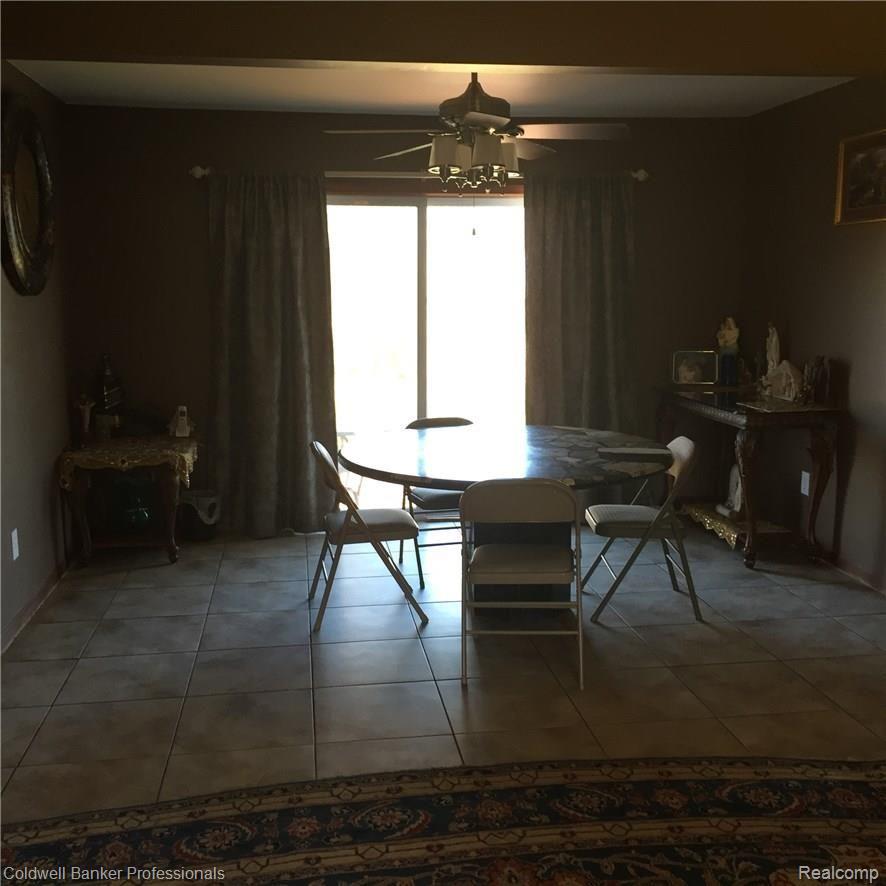1698 Millville Road Lapeer, MI 48446 - Photo 24 of 26 Dining Room.JPG