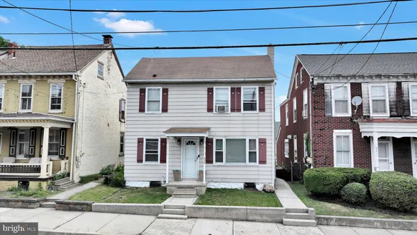 $300,000 | 439 Main Street, Oley, PA 19547