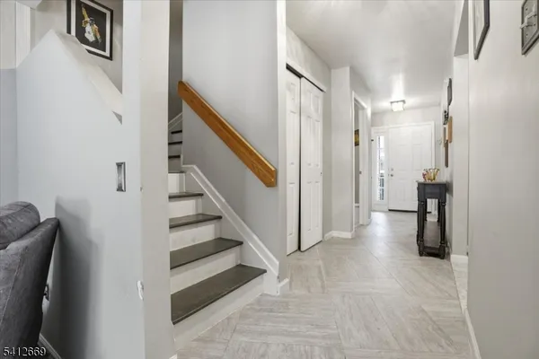 $465,000 | 76 Hickory Way, Mount Arlington, NJ 07856